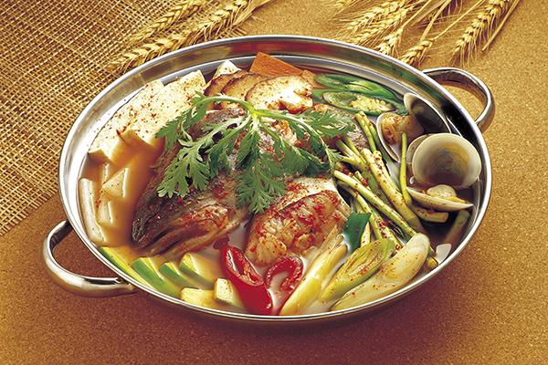 Hot-pepper fish stew